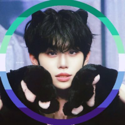 tomato eden 🪽's profile picture