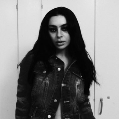 Charli's profile picture