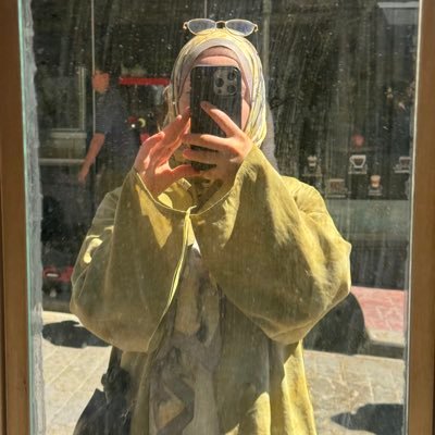 s's profile picture