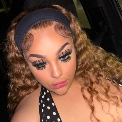 Plus size DOLL ⭐️'s profile picture