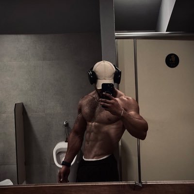 alira1q's profile picture