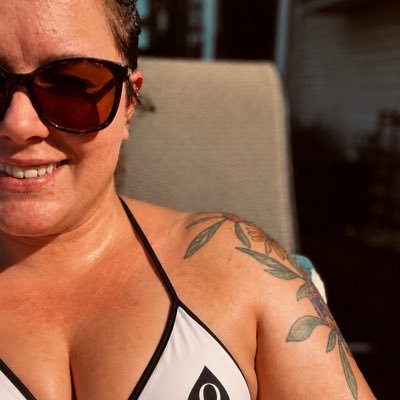 MsDesire4qos's profile picture