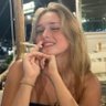 júlia's profile picture