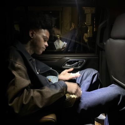 1hoodrichmar's profile picture