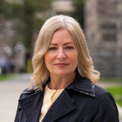 Tara Armstrong's profile picture