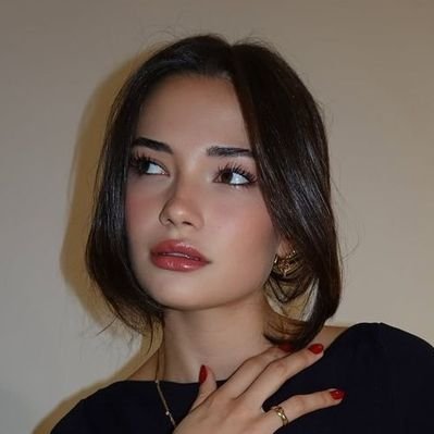 sena's profile picture