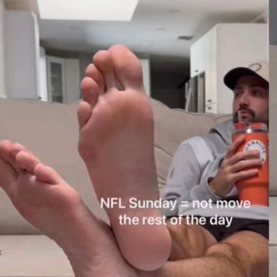 mcfeet0022's profile picture