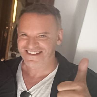 Ricardo Ferris León en las calles's profile picture
