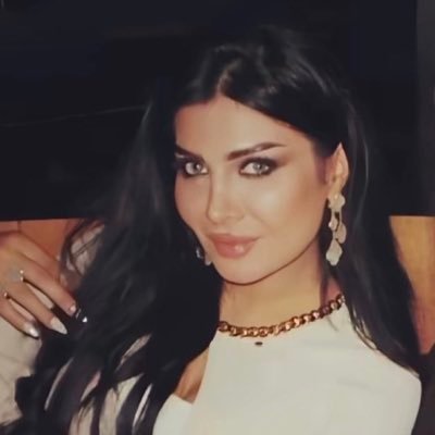 𝒮's profile picture