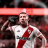 OTAMENDI ARRANCANDOLE LA CABEZA A PAREDES 的头像