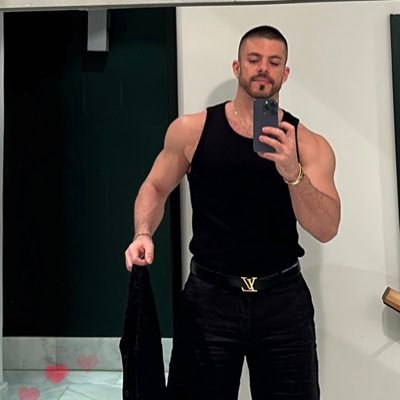 Carlitos17cu 😇 SFW 15.4K's profile picture