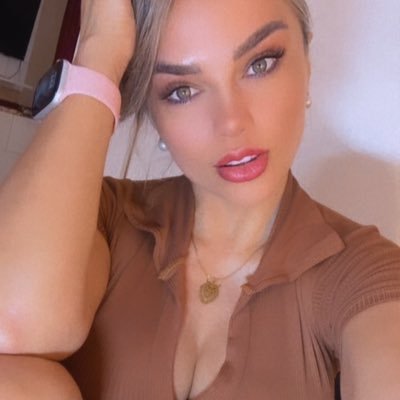 dollferrari's profile picture