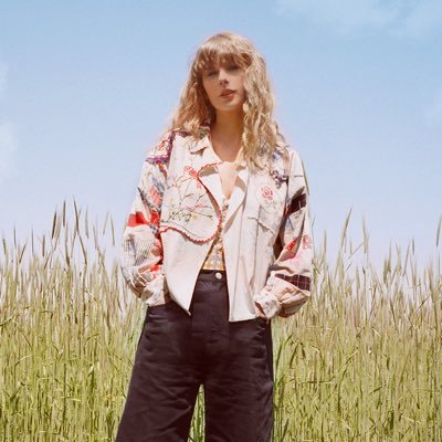 r's profile picture