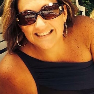 suzisarcasm's profile picture