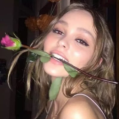 ♱'s profile picture