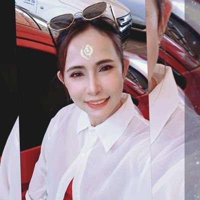 ชื่อ "ทิพย์" นะค่ะ ☺'s profile picture