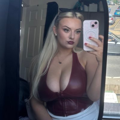 lnrclr's profile picture