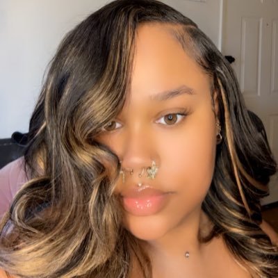 1ᴏғ1 ♡'s profile picture