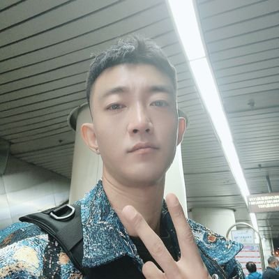 nice1069521's profile picture