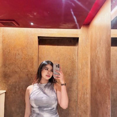 selenouir's profile picture