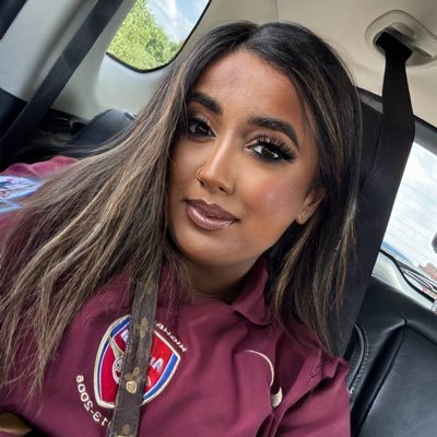 Mel's profile picture