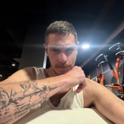 𝗥𝗼𝗺𝗮𝗶𝗻 𝗣𝗲𝘁𝗶𝘁 𝗣𝗼𝗻𝗲𝘆's profile picture