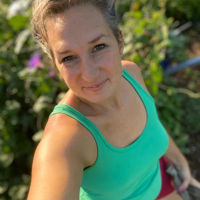 laineywcoffee's profile picture