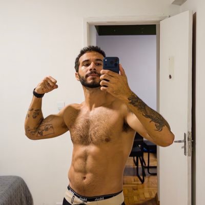 sadpirocas's profile picture