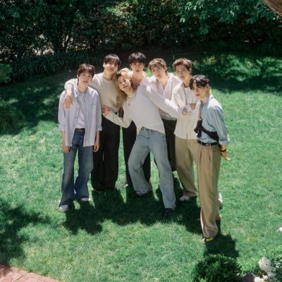 dej⁷ is seeing BTS's profile picture