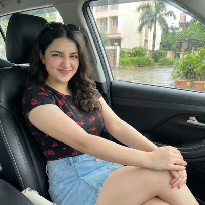 cutegarlA32287's profile picture