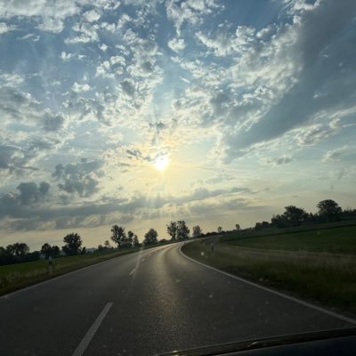 TITANOREENu's profile picture