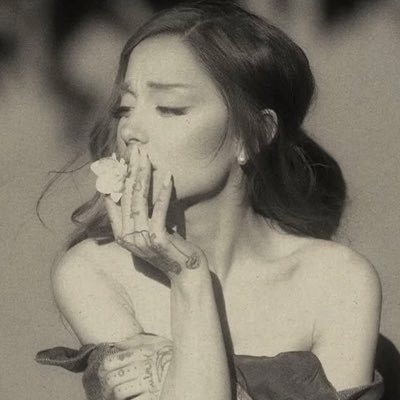 ro 𓇢𓆸's profile picture