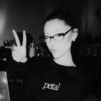 languageloves's profile picture