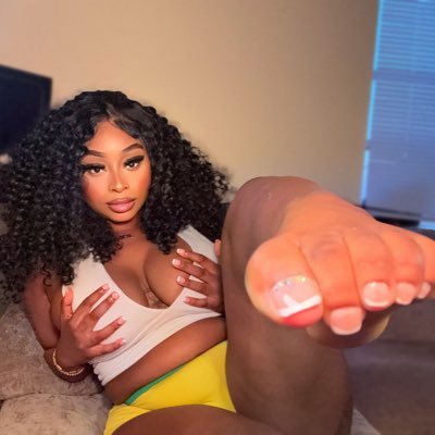 Findom Princess 🥝👸🏾's profile picture
