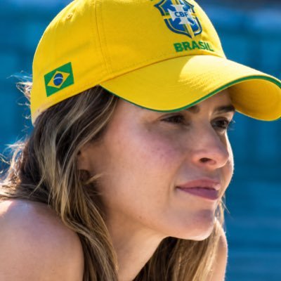 julia's profile picture