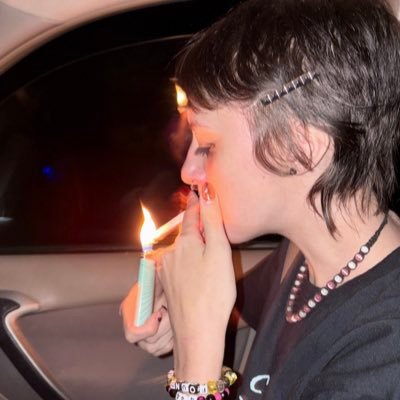 vialynn⋆.ೃ࿔*:・'s profile picture