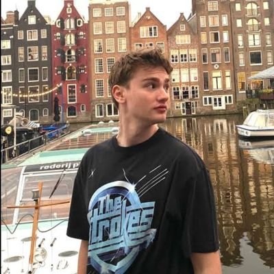 Ela's profile picture