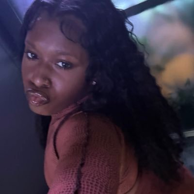virmfgoat ᥫ᭡.'s profile picture