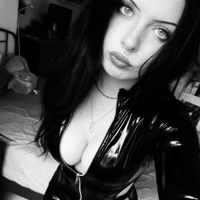 3vilwoman's profile picture