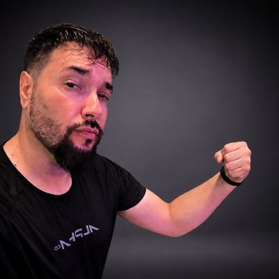 T • H • I • D • Y's profile picture