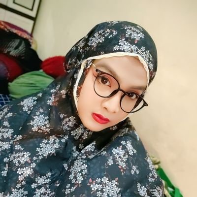 iph..'s profile picture