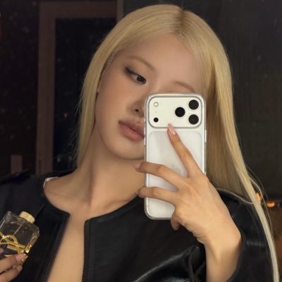 laris's profile picture