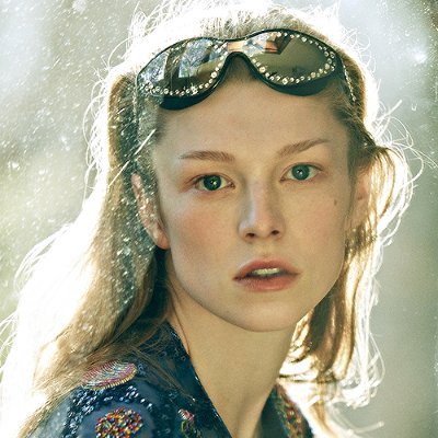 Hunter Schafer Central's profile picture