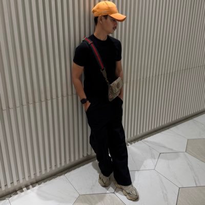 𝖓𝖔𝖓𝖊𝖇𝖑𝖆𝖈's profile picture