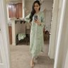 Profilbild von Azra Naqvi