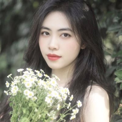 Ella's profile picture