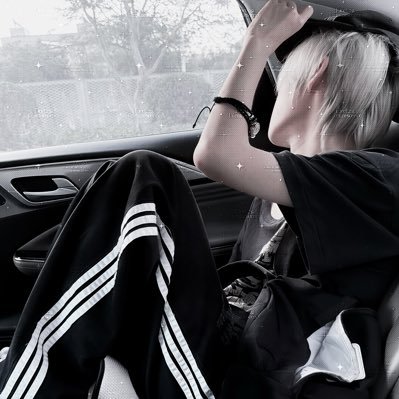 yu80920's profile picture