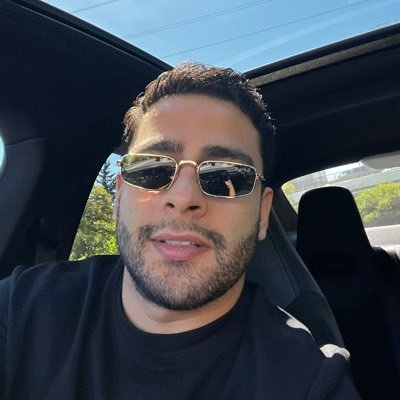 easpor44's profile picture
