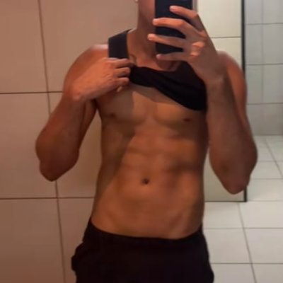 master_exhib_'s profile picture