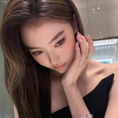 pommegalla's profile picture